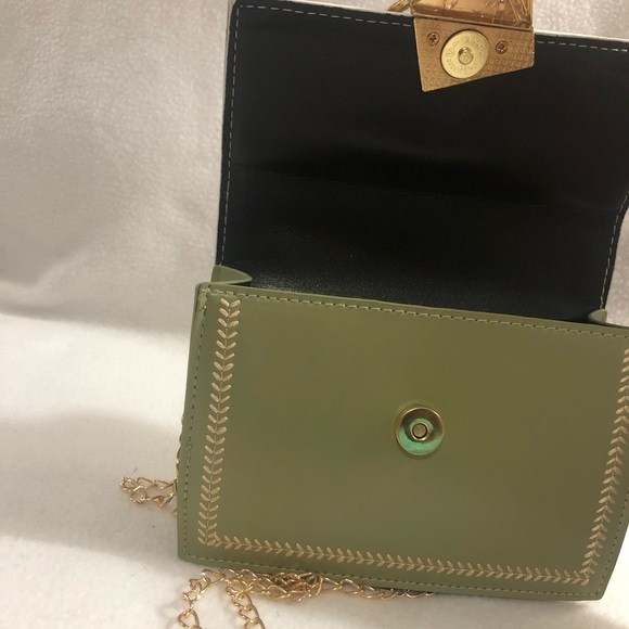 Asparagus green crossbody bag - Picture 6 of 6